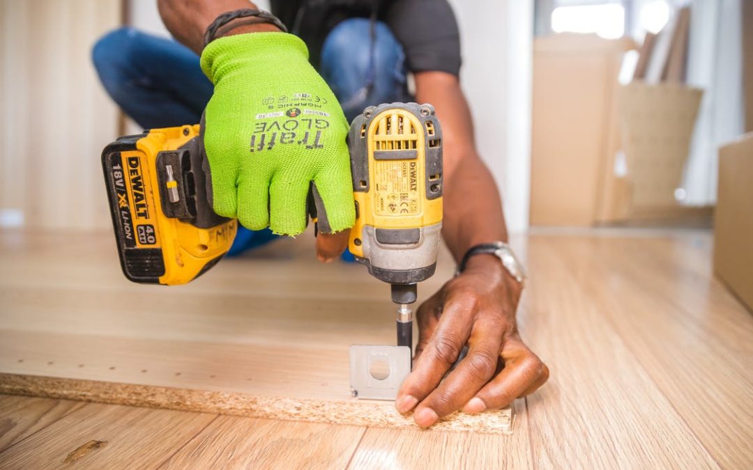 How to choose a cordless drill?
